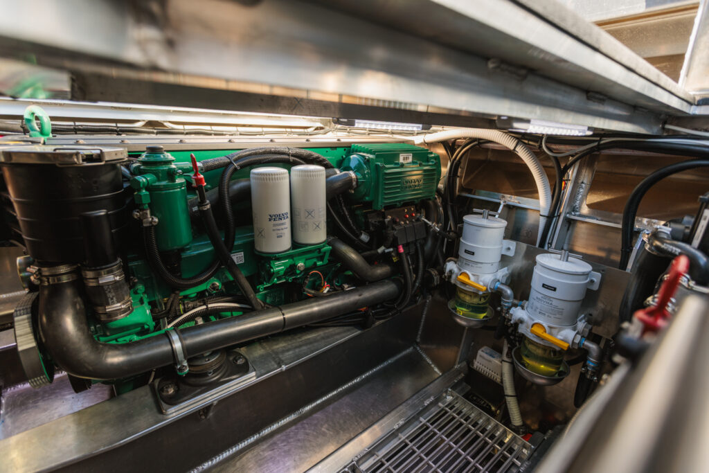 BW_Dreadnought_Small-13